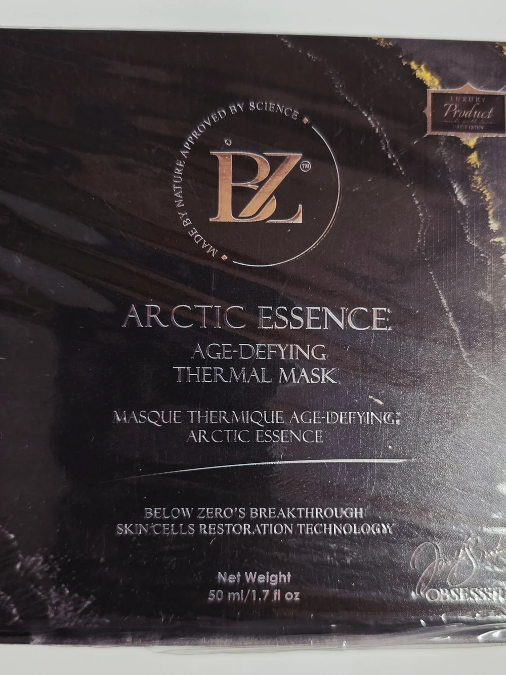 Below Zero (BZ) Arctic Essence Age-Defying Thermal Mask NEW in Black & Gold